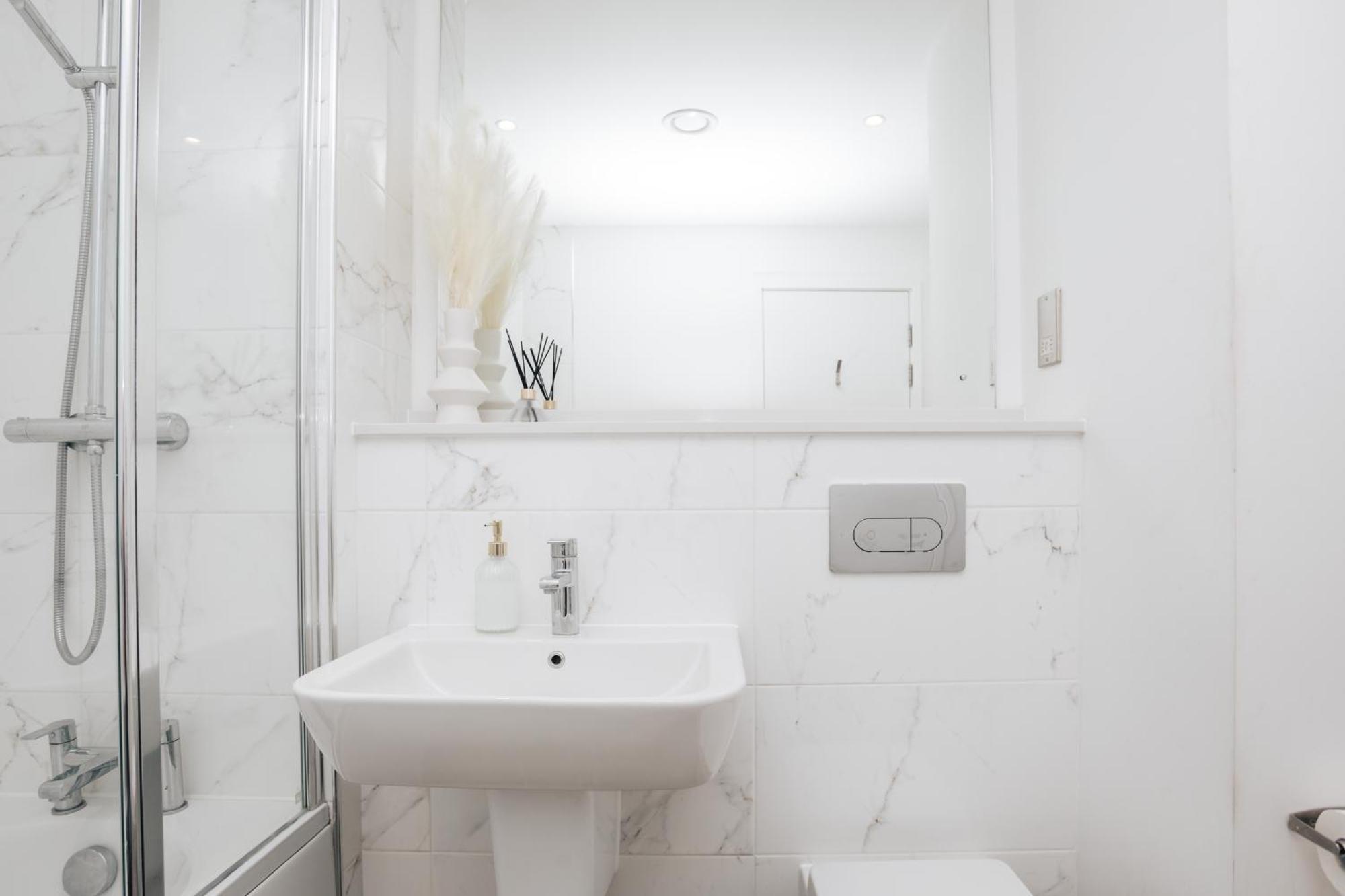 Luxury 2 Bedroom Apartment, Broad Street Birmingham Dış mekan fotoğraf